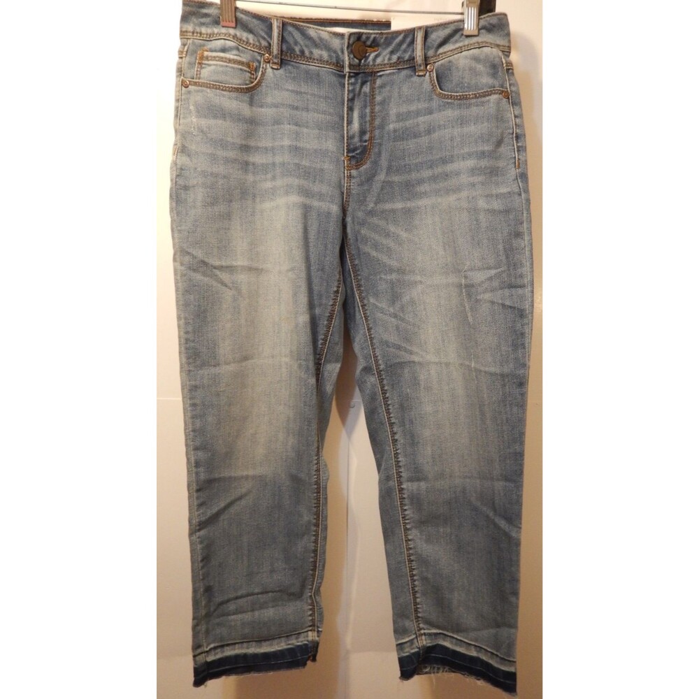 Cato Denim Womens Size 4 Straight Leg Jeans NWT Light Wash Released Raw Hem